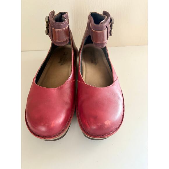 Naot Sycamore Red Leather Ankle Strap Shoes Women’s 41/10 Comfort Mary Janes - Picture 2 of 7